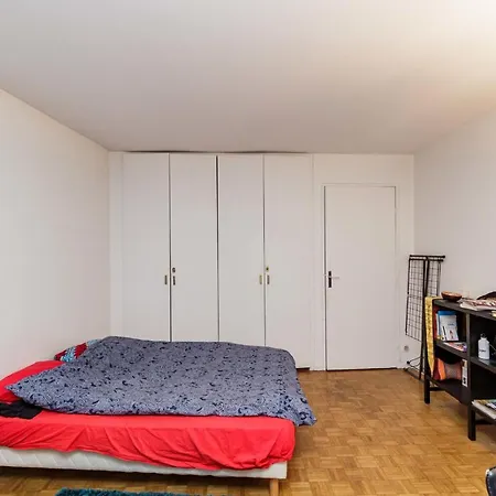 Bright Studio Near Canal Saint-martin Paris