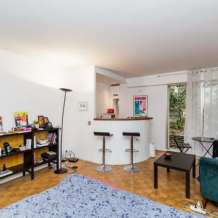 Apartment Bright Studio Near Canal Saint-martin